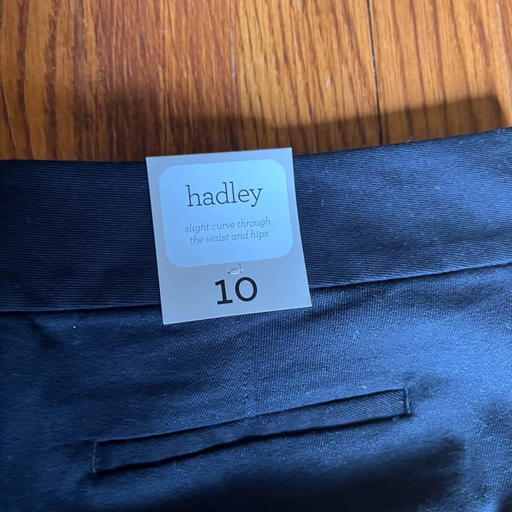 Gap Hadley - Picture 3 of 5